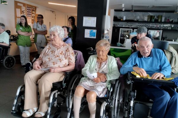 levend tafelvoetbal tegen wzc Groenhof '24